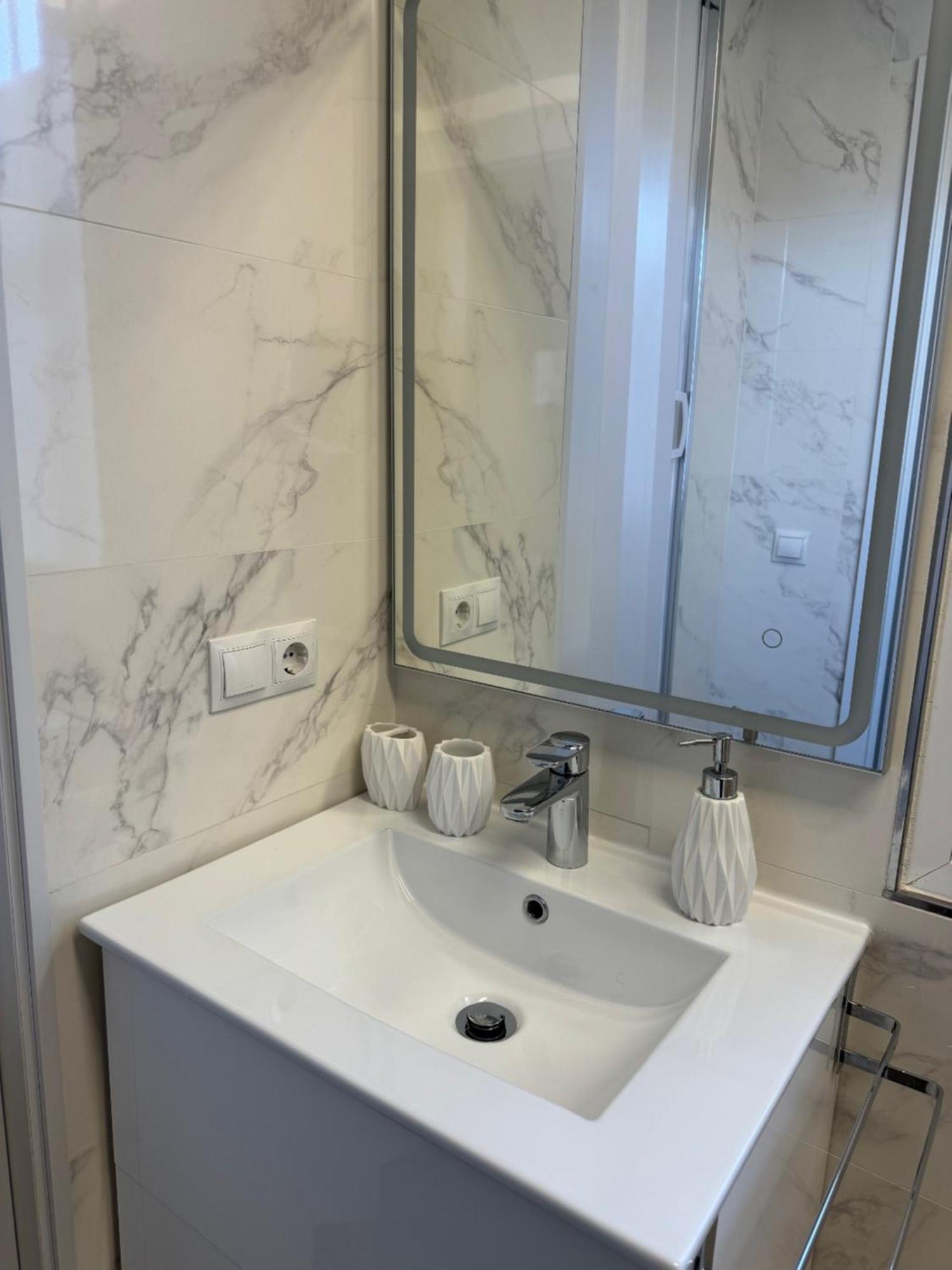 Mediterranean Malagueta Suite Málaga Exteriör bild