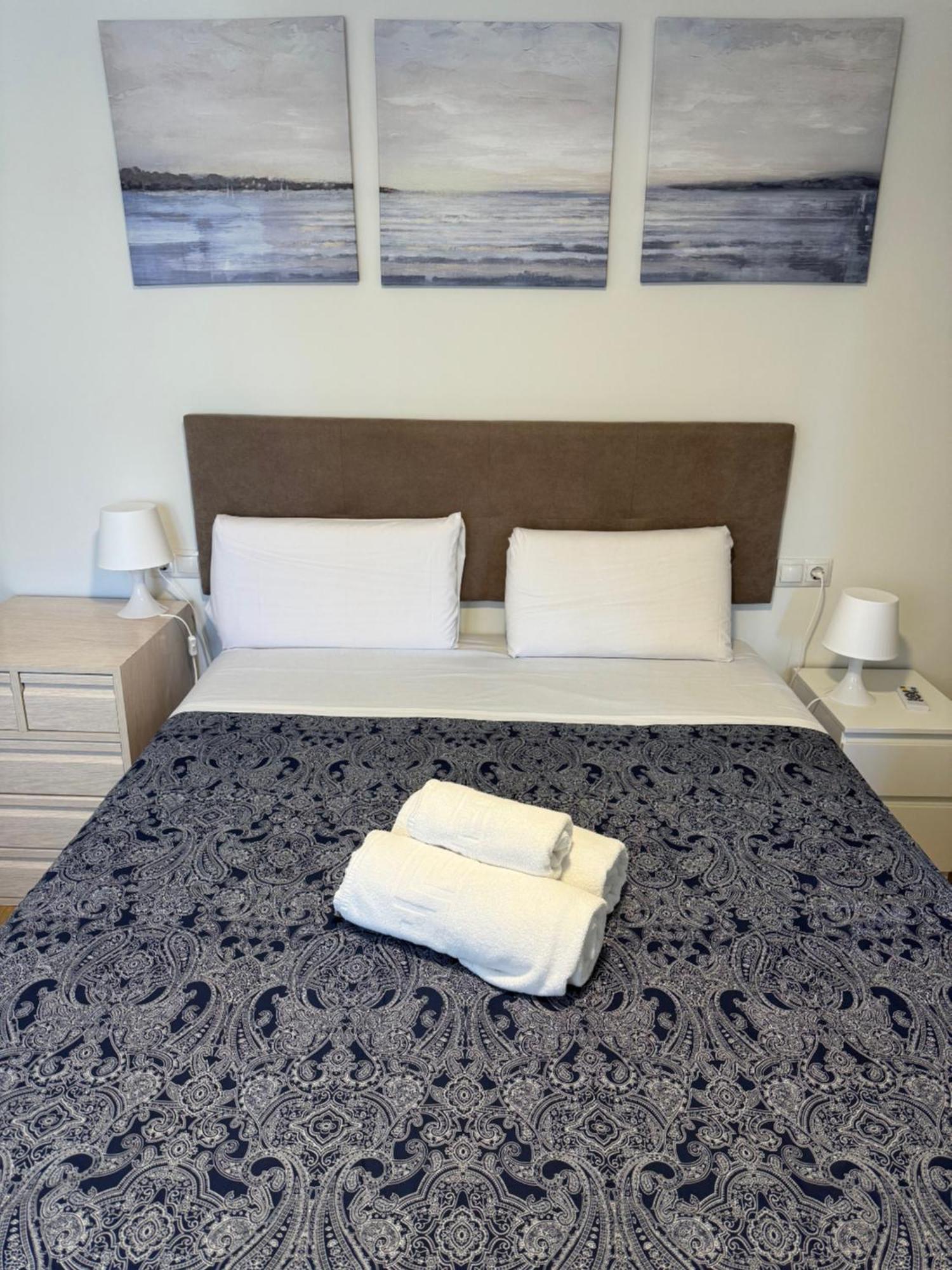 Mediterranean Malagueta Suite Málaga Exteriör bild